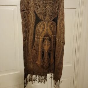 New Direction Women's Elegant Paisley Scarf with Fringe NWT